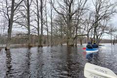 Suurvee kanuumatk Soomaal